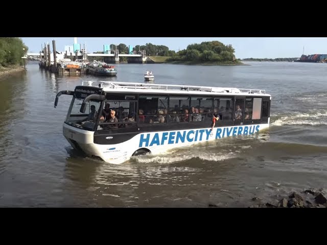 The spectacular amazing swimming bus 4K Quality Video