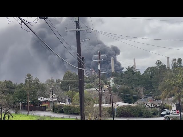 Residents react to Martinez refinery fire