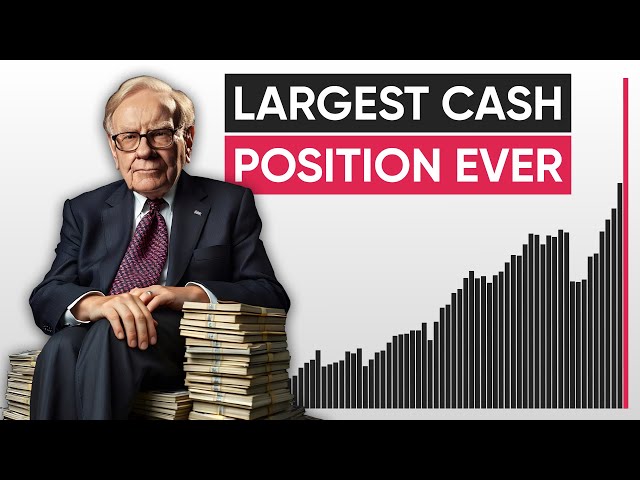 Why Warren Buffet is Holding a Record Amount of Cash