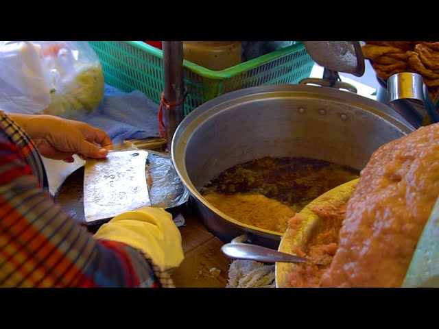 Amazing Fried Fish Meatball, She sold 30kg per day, Popular Cambodian Street Food, 1 slide = 3000R