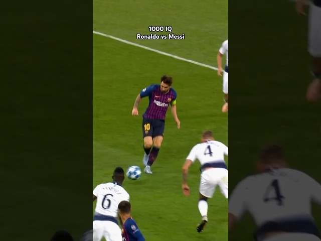 Messi vs Ronaldo: 1000 IQ