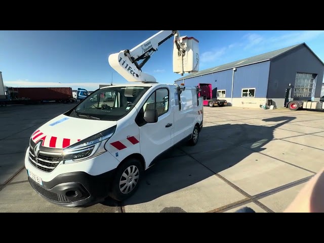 154280 - RENAULT TRAFIC 111FCC ELEVATOR 85.000 KM EURO 6 2022 - IANTRUCKS.COM