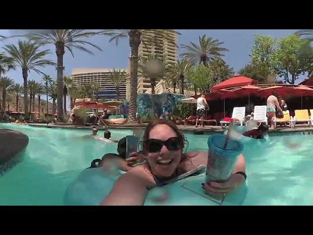 (360 Video) Lazy River at Harrah's Southern California Resort