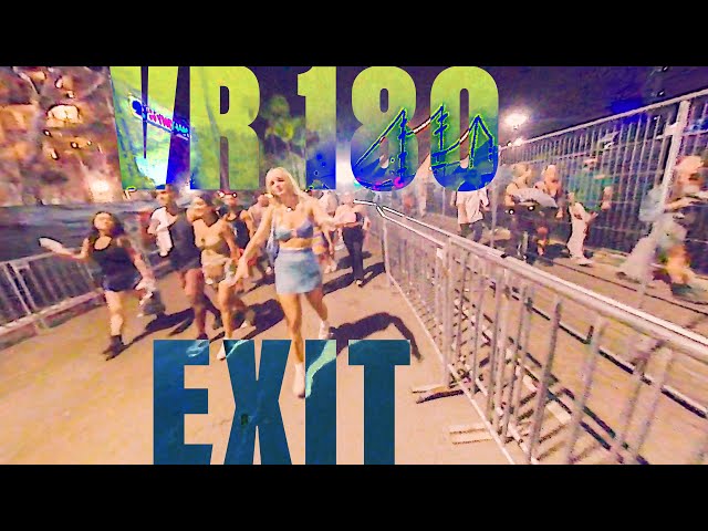 HOW TO EXIT A MUSIC VENUE | VR180 3D at nighttime