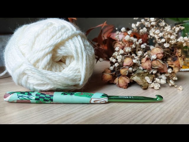 VERY EASY &FAST EMBOSSED Pattern!Beautiful Crochet Stitch for Blankets &Bags