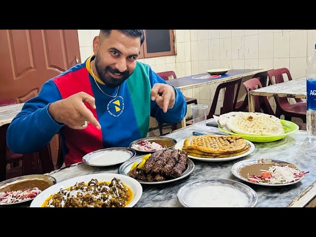 Reshmi Boti Mochi Gate | Androon Lahore Masala Naan #foryou  #foodie #streetfood