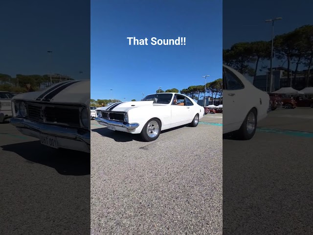 Holden Monaro rumbles through Ace Ford Event at Curtin Uni.