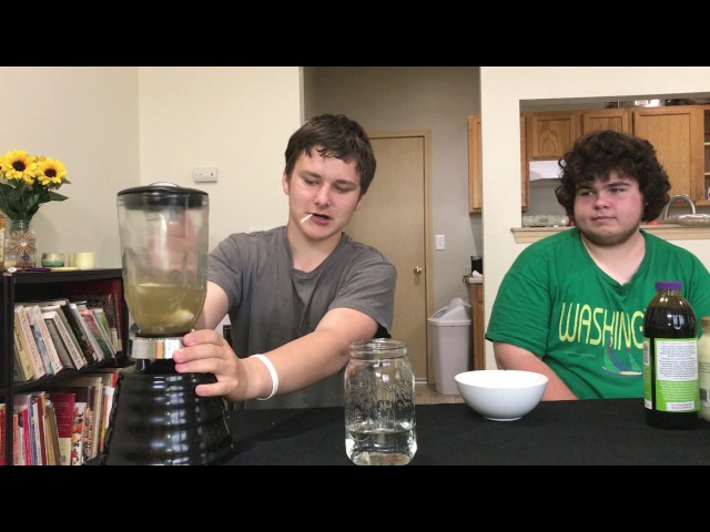 Smoothie challenge with friend