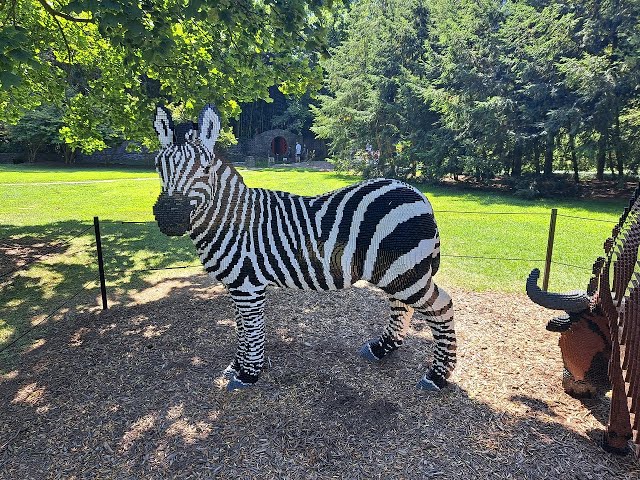 Lego Animal Sculptures of Nature Connects Exhibition Part 1 3D 180 VR