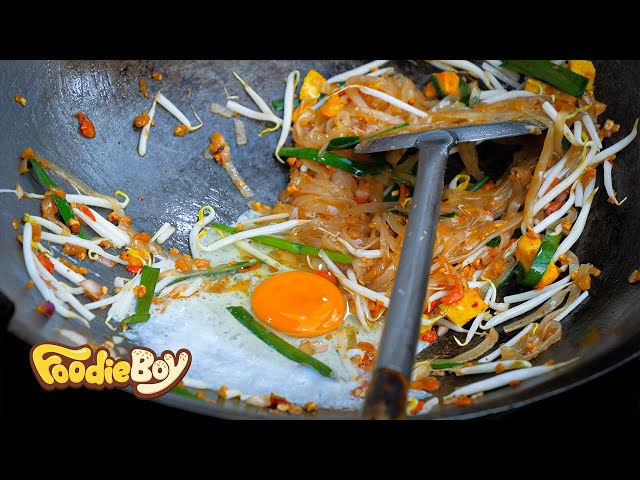 Delicious Bangkok Street Foods - Thai street food