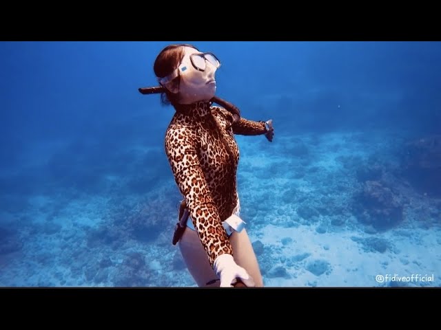 【FiDive】A Freediving Leopard's Relaxed Underwater Selfie to -23M at Ponso no Tao