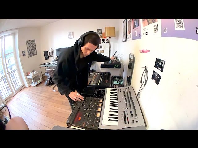 LIVE ANALOG TECHNO n°3 // TR-808 + Moog Grandmother + Korg Minilogue