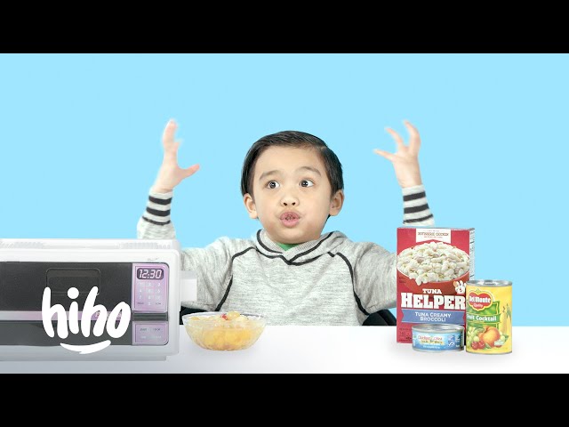 Kids Try Y2K Survival Food | HiHo Kids