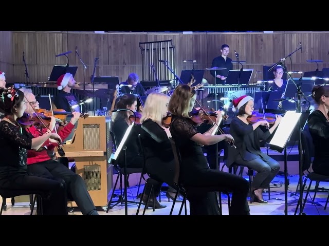 A Stunning Orchestral Performance of ‘Silent Night’ at London Southbank Centre’s Christmas Classics