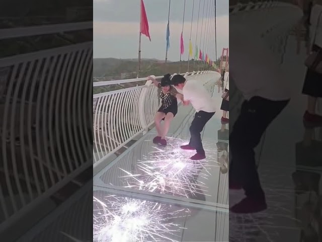 **Hilarious Reactions to Glass Bridge in China** 😁😄