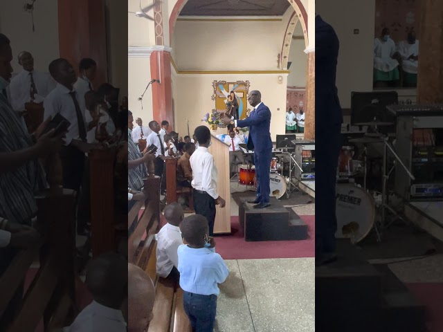 Meda Nase by Rev. Newlove Annan performed by St. Peter’s Basilica Choir Kumasi, Sunday Mass 19/09/21