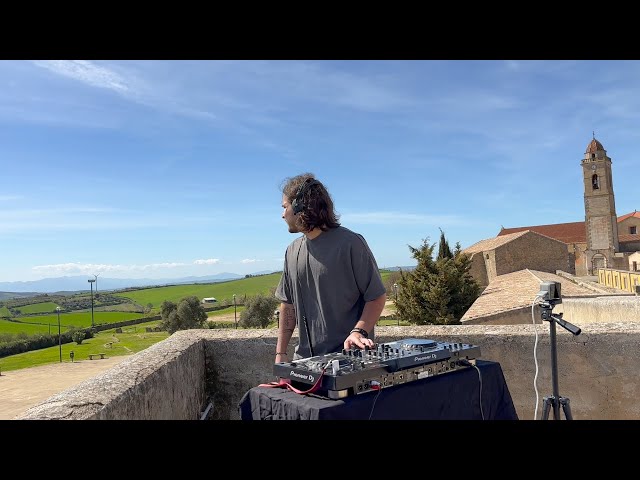 Deep House Set in Sardinia, Italy