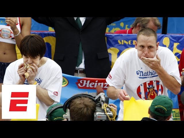 Joey Chestnut beats Takeru Kobayashi to win 2007 Nathan's Hot Dog Eating Contest | ESPN Archive