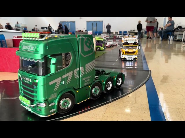 Rc trucks drive by sounds horns lights #tamiyarc #tamiya #scania #volvo #rccar