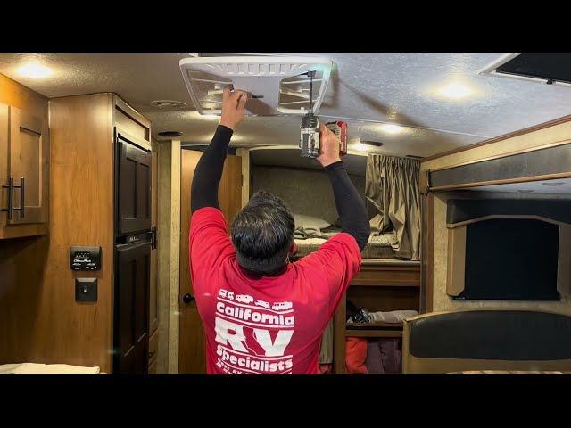 RV Roof Air Conditioning EXPERT Shares Top Service Tips!