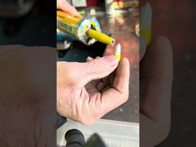 Caulking gun hack