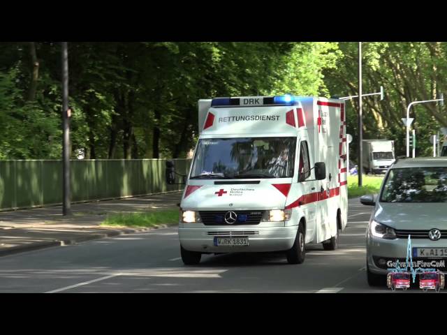 RETTUNGSWAGEN RETTUNGSDIENST DEUTSCHES ROTES KREUZ WUPPERTAL