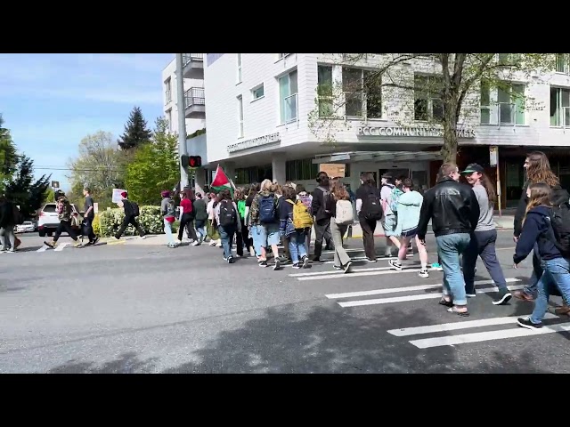 West Seattle High School students' pro-Palestinian walkout