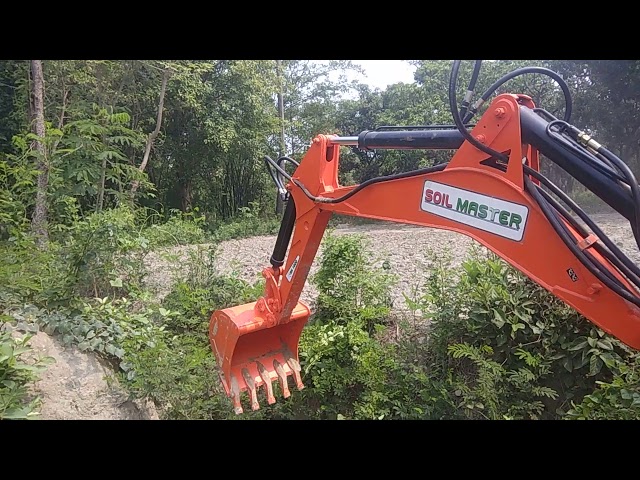 Soil master backhoe (Aanvi Automobiles)