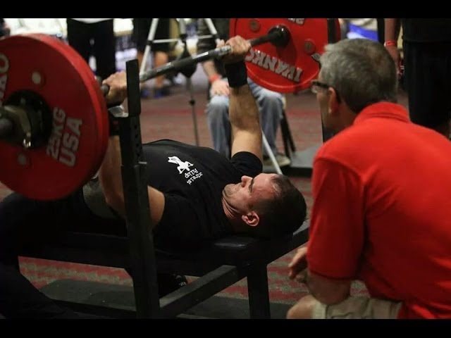 Bench press for reps 127.5 kg / 281 lbs