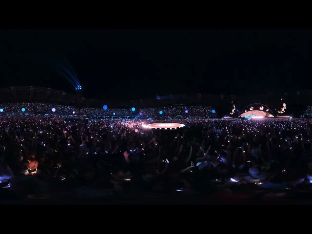 [360° Video] Coldplay - Fix you | Live from Stadio Diego Armando Maradona in Naples, Italy