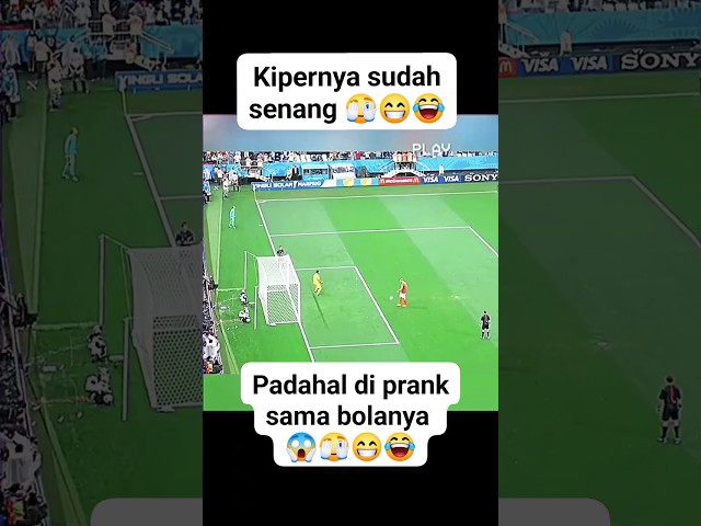 KIPER KOCAK 😅 #ronaldo #sepakbola #gool #short #fyp #reels #viral #trending #goat #kiper