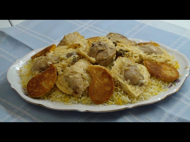 Çığrtma plov. Azərbaycan Mətbəxi. Gəlinlər mətbəxdə.