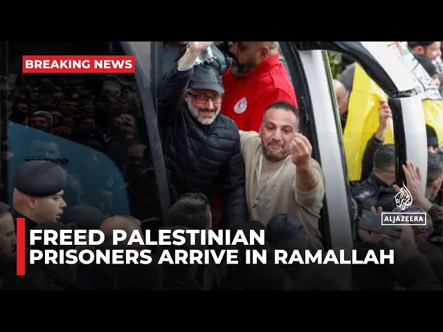 Bus carrying Palestinian prisoners arrives in West Bank’s Ramallah