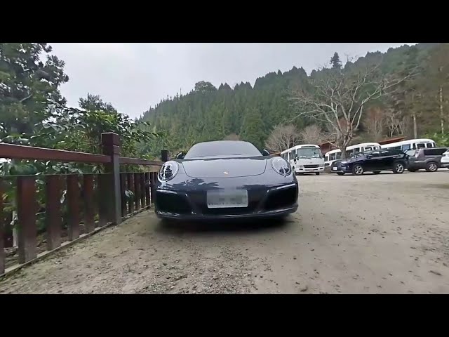 Porsche 911 Carrera GTS [VR180 3D]