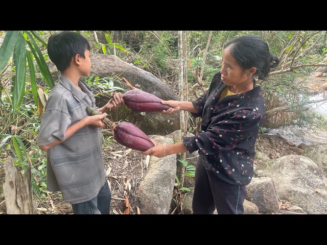 Or a single mother and child and the child smells like food-lý minh thư