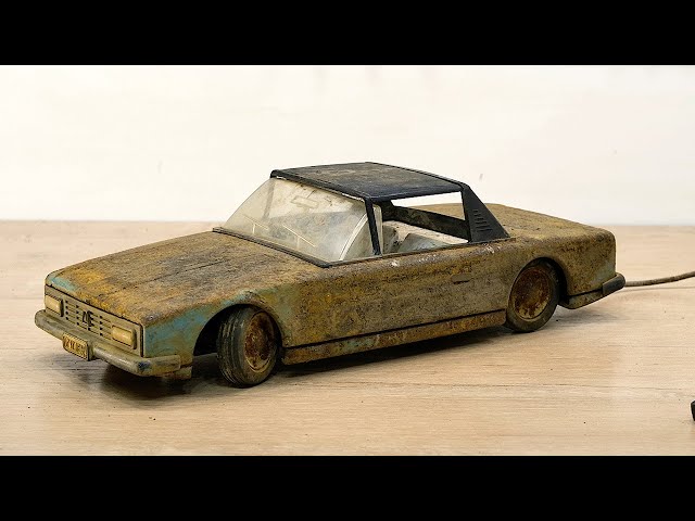 Restoration of a very rusty and old toy car