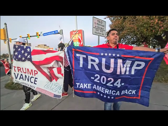 TRUMP MAGA RALLY (2) 😎🇺🇸🤩🇺🇸 TYSONS CORNER, VA, USA 🇺🇸 AMERICA♥️