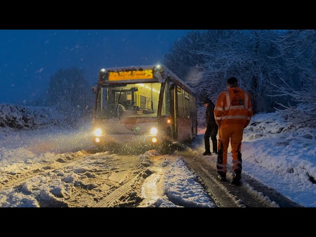 Snow & Flooding Driver Fails!! || Vehicles vs Snow/Floods compilation || #178