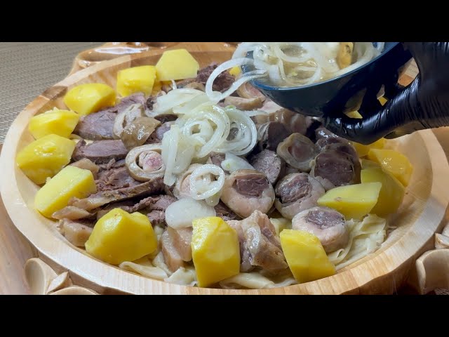 Know-How Beshbarmak: Traditional Kazakh Dish Made Easy!