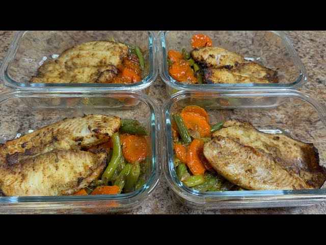 Green Beans & Carrots sauteed with Roasted Tilapia filets | Easy, healthy, meal prep recipe