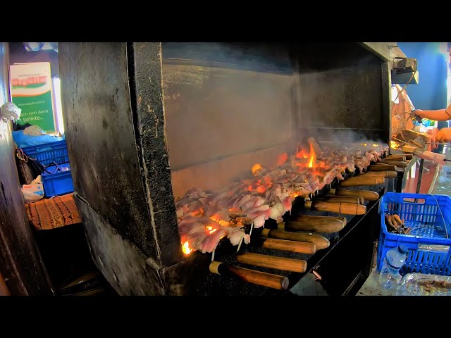 EXTREME STREET FOOD IN TURKEY!!!  The BEST Street Food Tour of Istanbul, Turkey