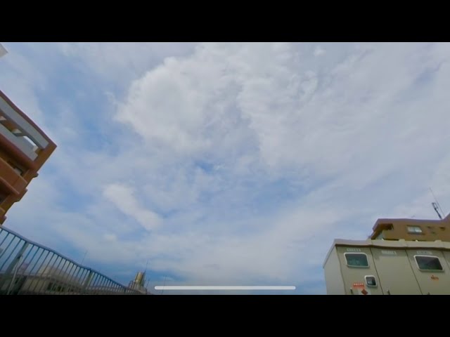 [VR180] The VR sky at 8x speed  from the rooftop.[休息用動画]