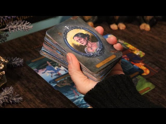 The Daily Vibe ~ Green Light ~ Daily Tarot Reading