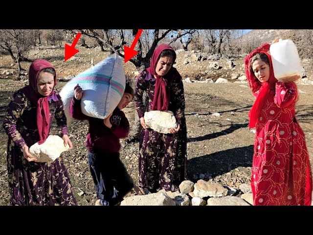 Jungle Survival Hut: Shahla, a single mother and her children build a winter shelter with bare hands