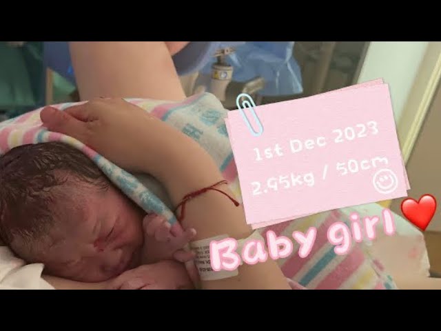 Newborn Baby Valerie skin to skin moment with mama #babyvalerie  just born baby normal birth