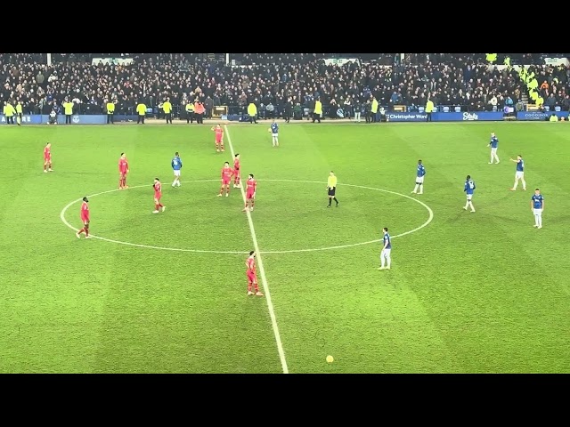 Everton and Liverpool clash at the end of the Merseyside derby