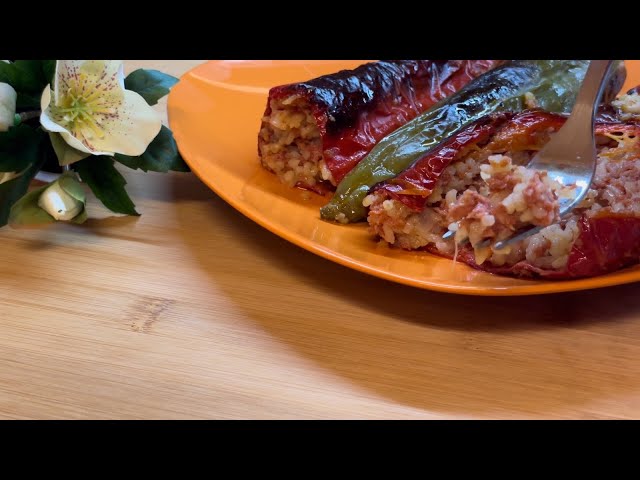 How to make stuffed peppers with minced meat and rice. Very easy recipe!