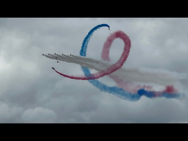 [100!] RIAT 2024 Red Arrows and F-35 Display