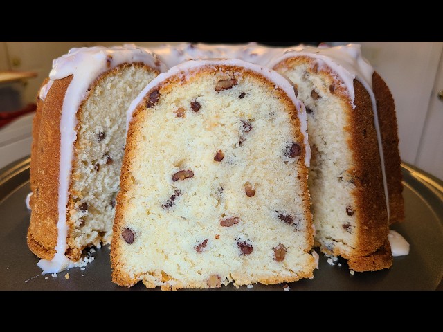 Homemade Butter Pecan Pound Cake