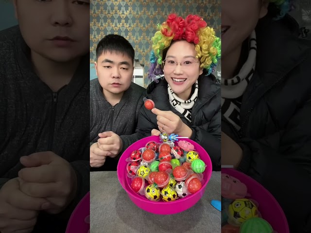 @宝贝辰辰加油v vvü 的精彩视频  &  家有二宝 #给生活多一点微笑多一点快乐 #搞笑对口型 #无忧无虑的童年